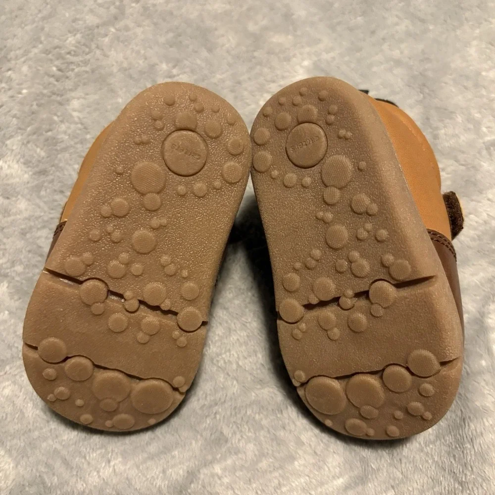 Carter's Brown Toddler Shoes Size 4M